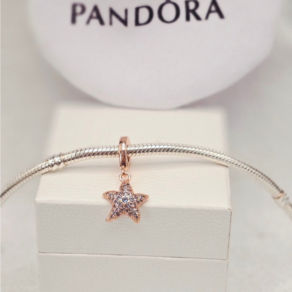 Pandora // Rose Gold // Sparkling // Starfish // Blue // Dangle // Charm